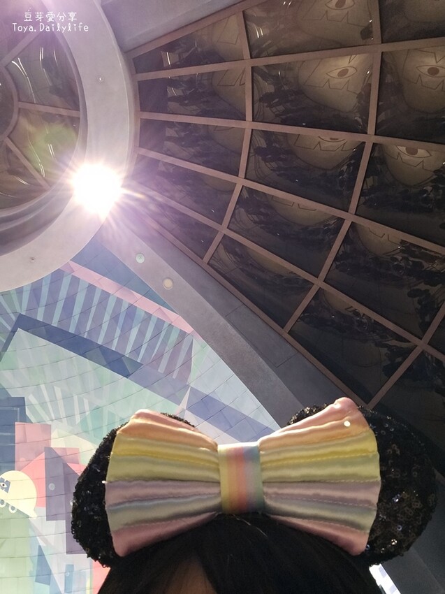 東京迪士尼樂園一日遊攻略｜預約SP券到商店轉「40週年限定扭蛋」 . 迪士尼樂園一日遊紀錄 🌱豆芽出