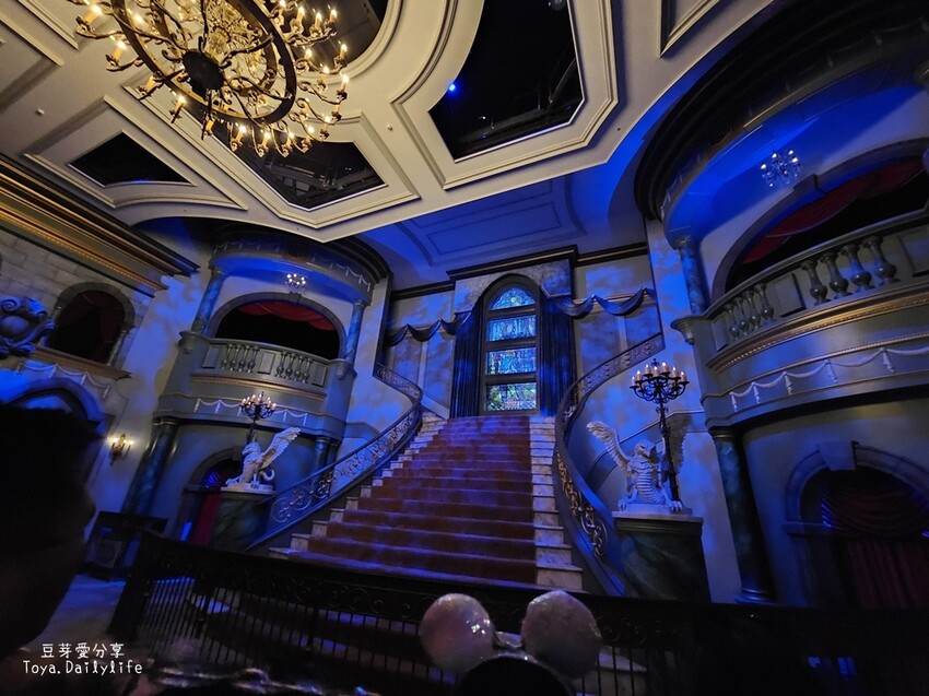 東京迪士尼樂園一日遊攻略｜預約SP券到商店轉「40週年限定扭蛋」 . 迪士尼樂園一日遊紀錄 🌱豆芽出