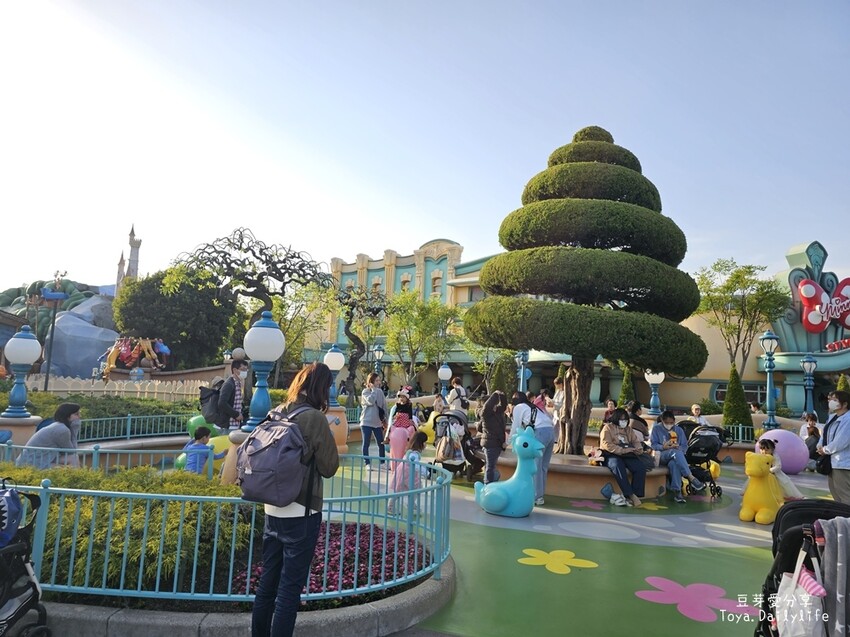 東京迪士尼樂園一日遊攻略｜預約SP券到商店轉「40週年限定扭蛋」 . 迪士尼樂園一日遊紀錄 🌱豆芽出