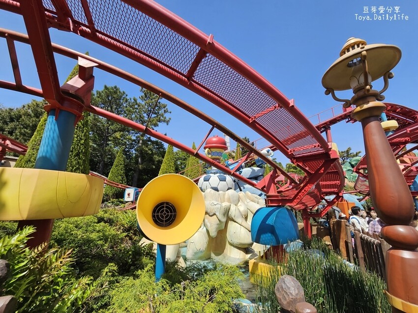 東京迪士尼樂園一日遊攻略｜預約SP券到商店轉「40週年限定扭蛋」 . 迪士尼樂園一日遊紀錄 🌱豆芽出