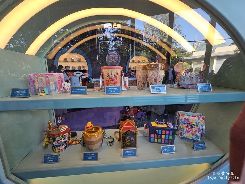 東京迪士尼樂園一日遊攻略｜預約SP券到商店轉「40週年限定扭蛋」 . 迪士尼樂園一日遊紀錄 🌱豆芽出