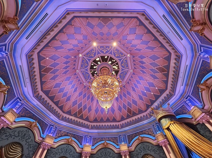 東京迪士尼樂園一日遊攻略｜預約SP券到商店轉「40週年限定扭蛋」 . 迪士尼樂園一日遊紀錄 🌱豆芽出