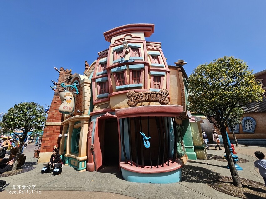 東京迪士尼樂園一日遊攻略｜預約SP券到商店轉「40週年限定扭蛋」 . 迪士尼樂園一日遊紀錄 🌱豆芽出