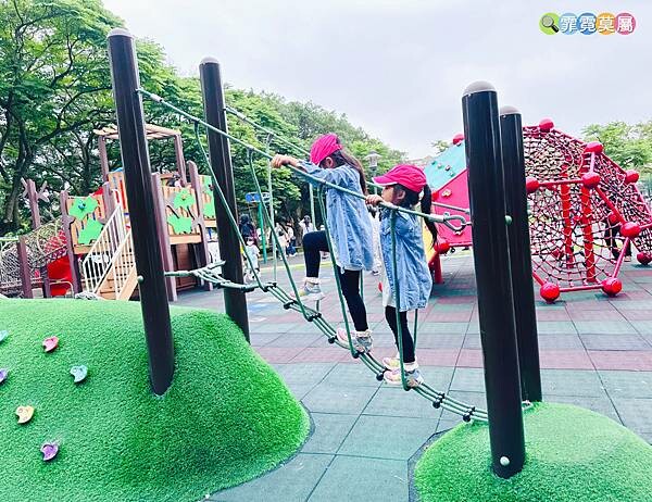 ★桃園公園★ 大溪埔頂公園,萬坪森林一次可以玩三座遊戲場,滾輪溜滑梯/高空溜索/樹屋/旋轉盤/攀爬闖關區(附地圖)