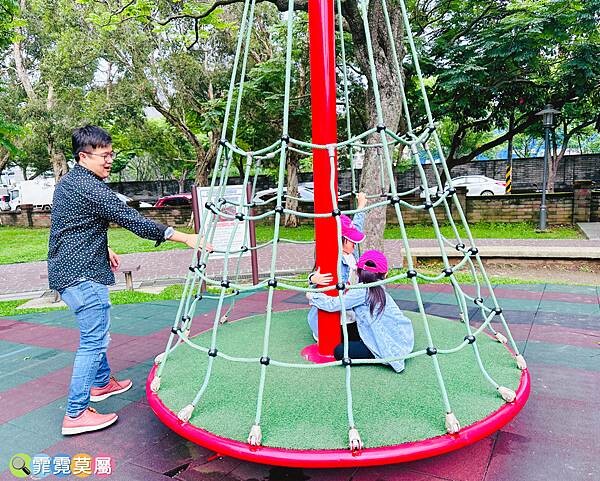★桃園公園★ 大溪埔頂公園,萬坪森林一次可以玩三座遊戲場,滾輪溜滑梯/高空溜索/樹屋/旋轉盤/攀爬闖關區(附地圖)
