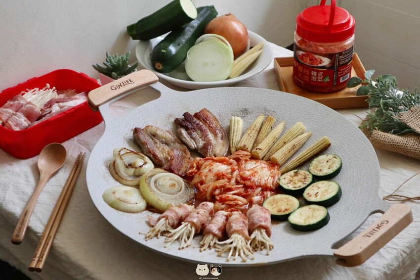 君來生活GinLife|零失敗!不沾材質月亮烤盤-生活料理好物大分享