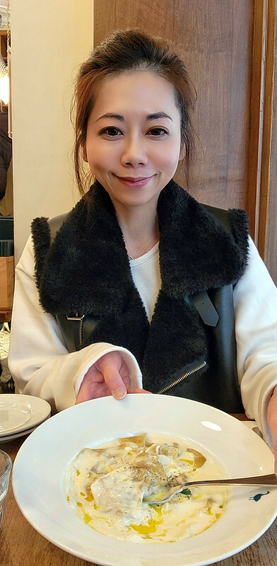 ◎【法國巴黎－激推美食！松露鵝肝餃子－le Comptoir de la gastronomie 】每桌必點！鵝肝松露醬汁，一口秒