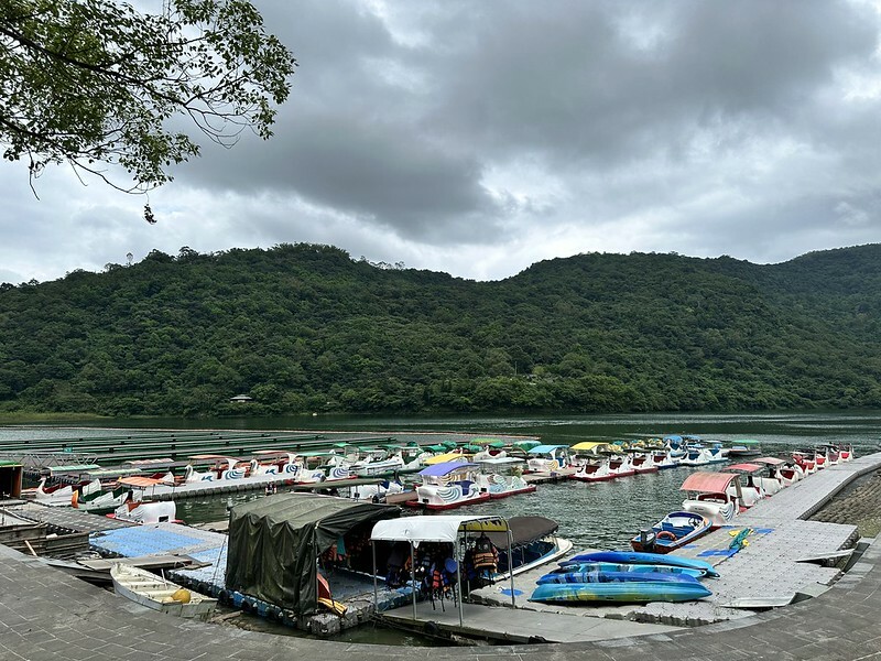 【台灣，花蓮】台灣好行縱谷花蓮線郵輪式公車玩花蓮；搭公車遊：慶修院、鯉魚潭、花蓮觀光糖廠、雲山水、松