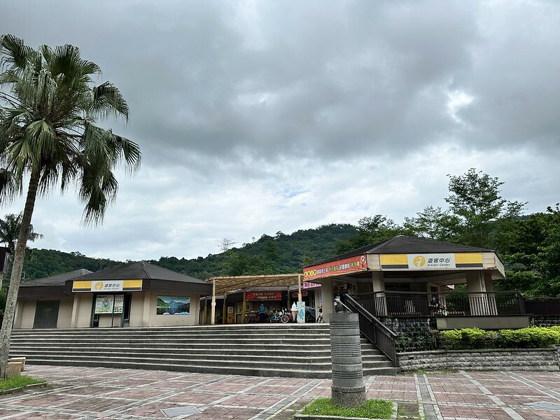 【台灣，花蓮】台灣好行縱谷花蓮線郵輪式公車玩花蓮；搭公車遊：慶修院、鯉魚潭、花蓮觀光糖廠、雲山水、松