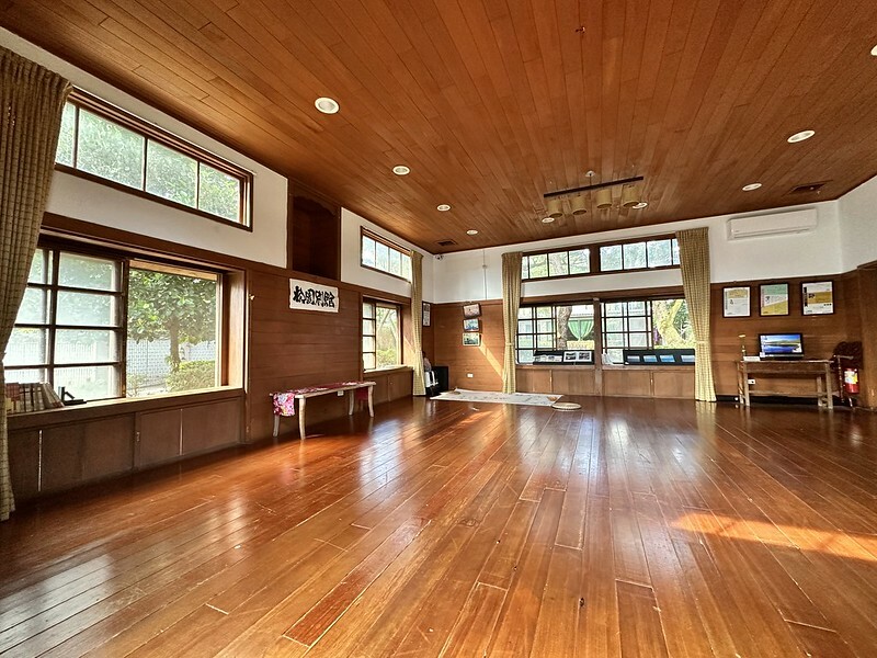 【台灣，花蓮】台灣好行縱谷花蓮線郵輪式公車玩花蓮；搭公車遊：慶修院、鯉魚潭、花蓮觀光糖廠、雲山水、松