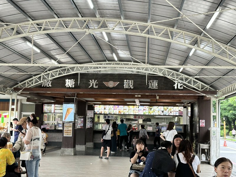 【台灣，花蓮】台灣好行縱谷花蓮線郵輪式公車玩花蓮；搭公車遊：慶修院、鯉魚潭、花蓮觀光糖廠、雲山水、松