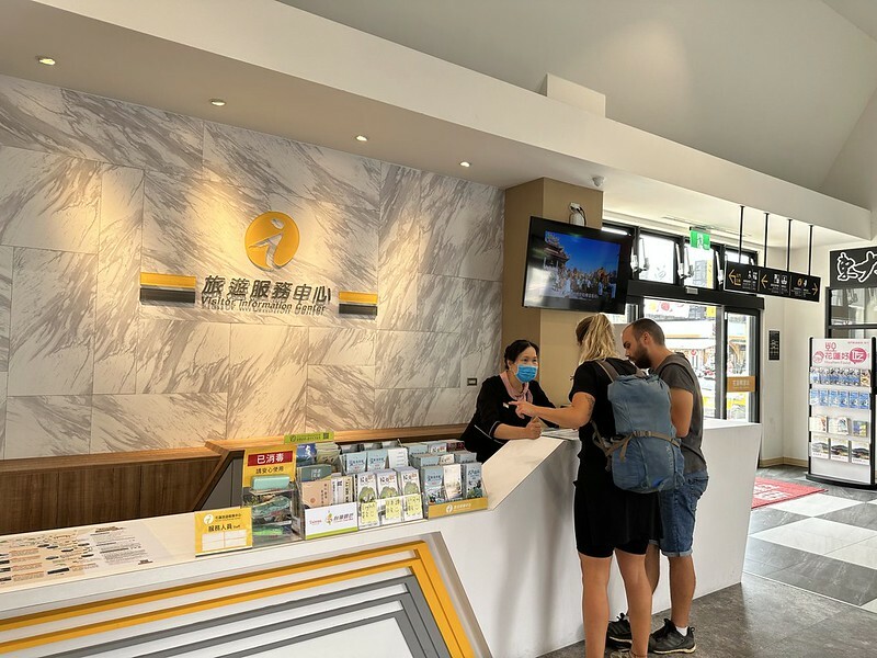 【台灣，花蓮】台灣好行縱谷花蓮線郵輪式公車玩花蓮；搭公車遊：慶修院、鯉魚潭、花蓮觀光糖廠、雲山水、松