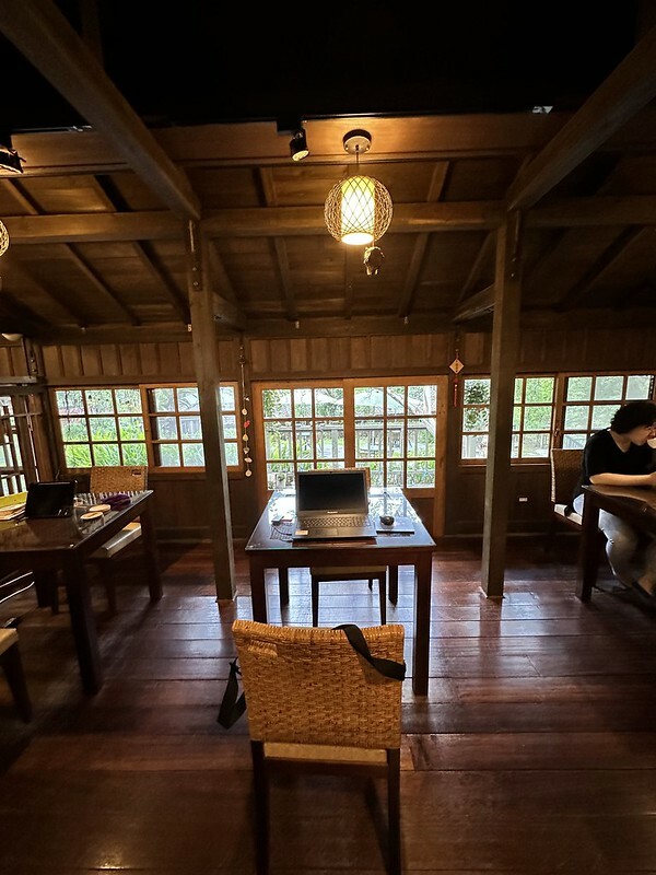 【台灣，花蓮】台灣好行縱谷花蓮線郵輪式公車玩花蓮；搭公車遊：慶修院、鯉魚潭、花蓮觀光糖廠、雲山水、松