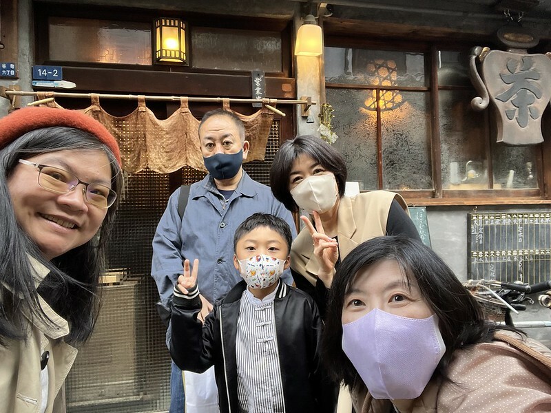 【日本，關西，大阪】跟著日本友人吃，來到經濟實惠的可愛小店「結音茶舗」。（大阪美食）