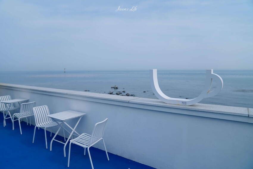 【韓國釜山｜美食】H.US Coffee。青沙浦咖啡廳推薦，坐完膠囊列車後適合來這看海喝咖啡