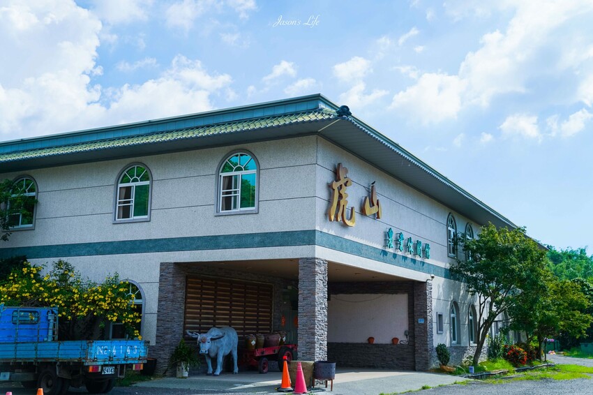 【台南白河|景點】虎山渡假村。全新開幕,日式氛圍泡湯,多種大眾池以及湯屋包廂,喜馬拉雅鹽盤浴超推薦