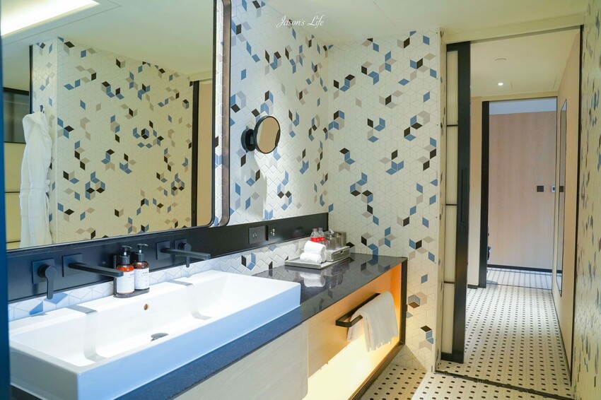 【澳門│住宿】澳門葡京人。三種LINE FRIENDS、L’OCCITANE、葡京人主題房型，多種刺激極限運動可體驗