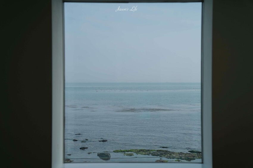 【韓國釜山｜美食】H.US Coffee。青沙浦咖啡廳推薦，坐完膠囊列車後適合來這看海喝咖啡