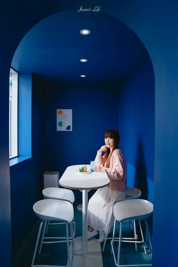 【韓國釜山｜美食】H.US Coffee。青沙浦咖啡廳推薦，坐完膠囊列車後適合來這看海喝咖啡