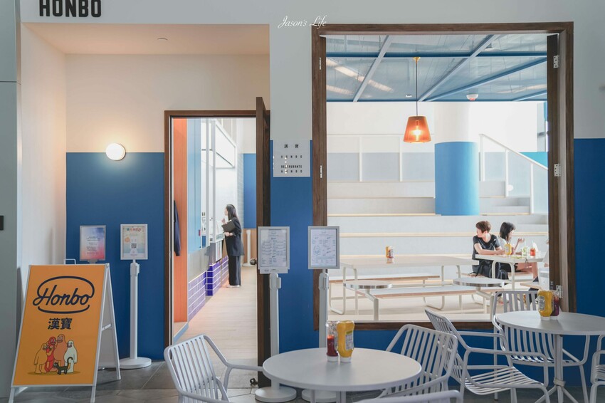 【澳門｜美食】漢寶(Honbo)。葡京人酒店餐廳推薦，香港前十大最佳漢堡，整隻軟殼蟹塞進漢堡裡