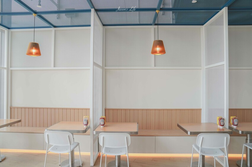 【澳門｜美食】漢寶(Honbo)。葡京人酒店餐廳推薦，香港前十大最佳漢堡，整隻軟殼蟹塞進漢堡裡