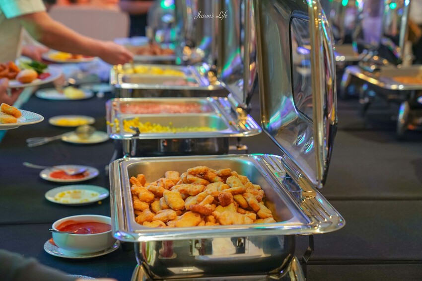 【澳門│住宿】澳門葡京人。三種LINE FRIENDS、L’OCCITANE、葡京人主題房型，多種刺激極限運動可體驗