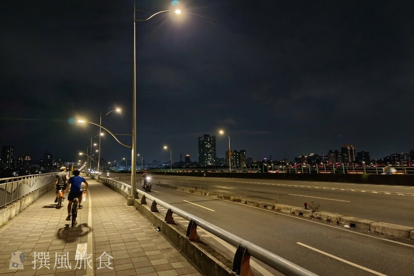 「2023新北河濱蝶戀季」板橋河濱公園夏季燈會！37天的河岸燈光秀