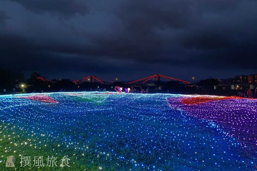 「2023新北河濱蝶戀季」板橋河濱公園夏季燈會！37天的河岸燈光秀