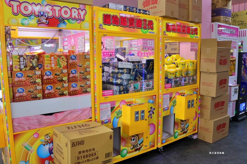 優品娃娃親子樂園 鳳山店‧24小時不間斷營業,好抓、好玩、好停車,更是寵物友善空間,另設親子放電遊戲區 - 敦 小 蓮の食旅錄