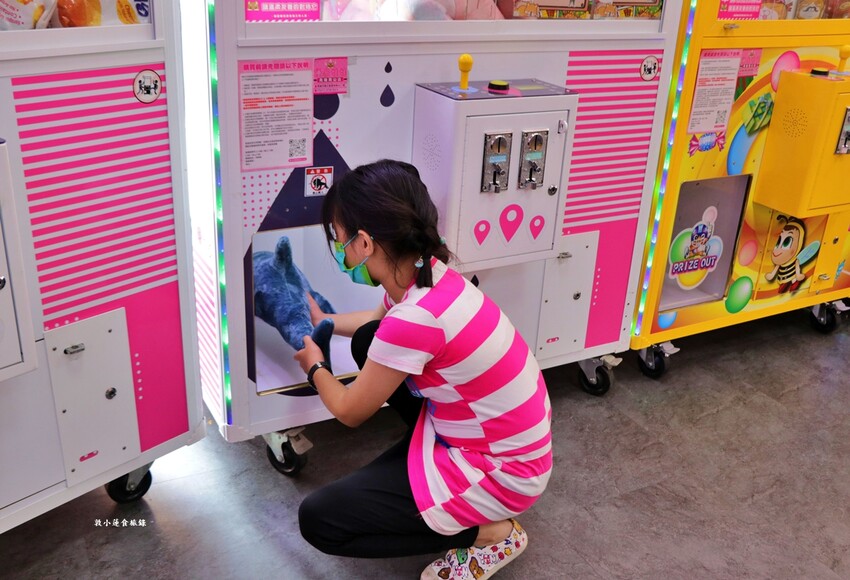 優品娃娃親子樂園 鳳山店‧24小時不間斷營業,好抓、好玩、好停車,更是寵物友善空間,另設親子放電遊戲區 - 敦 小 蓮の食旅錄