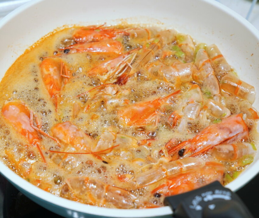 鮮蝦豆腐煲食譜．還可以變成蝦仁飯!
