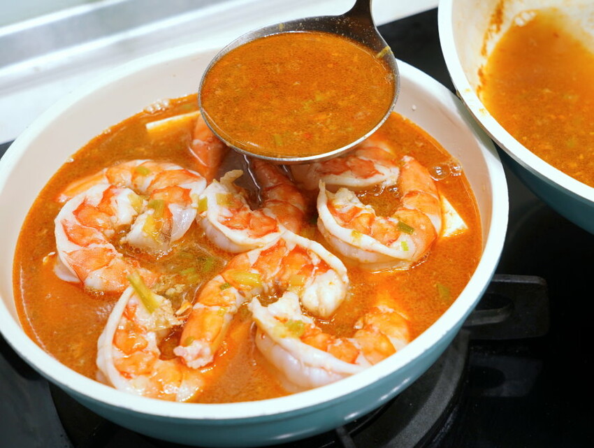 鮮蝦豆腐煲食譜．還可以變成蝦仁飯!