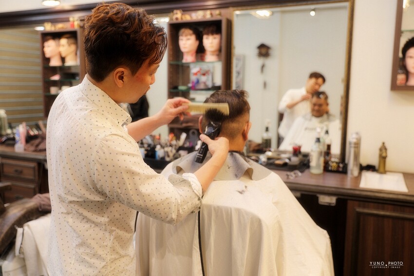【嘉義理髮廳推薦】時髦英式油頭、紳士復古風讓你秒變型男 還有貓咪店長坐鎮｜Eugene's Barber Shop x 嘉義