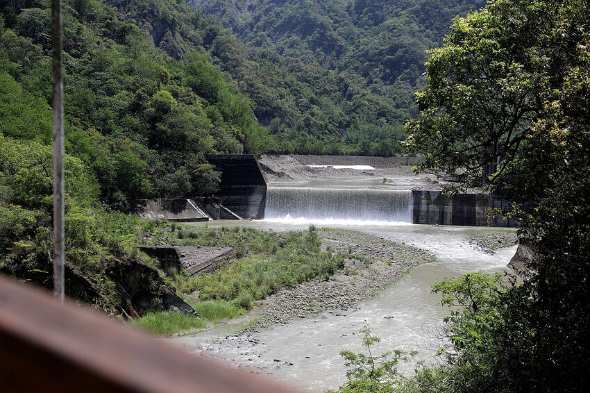 嘉義大埔秘境!全台最美觀景台|和平竹炭窯|內葉翅吊橋|玄山湖山林|大埔和平社區最適合親子的慢活嘉義兩