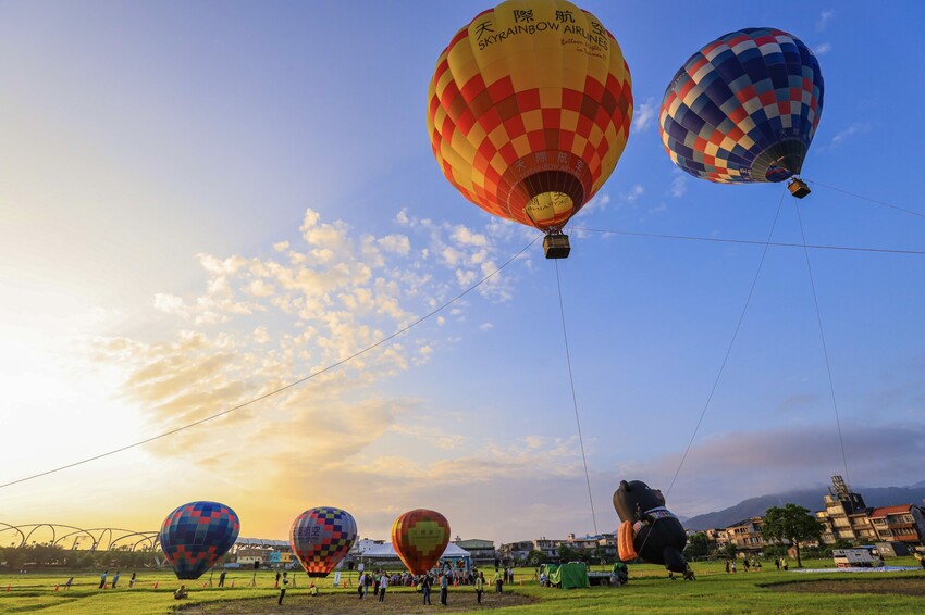 絕美單車路線!期間限定彩繪稻田、夏日煙花、荷葉飯DIY