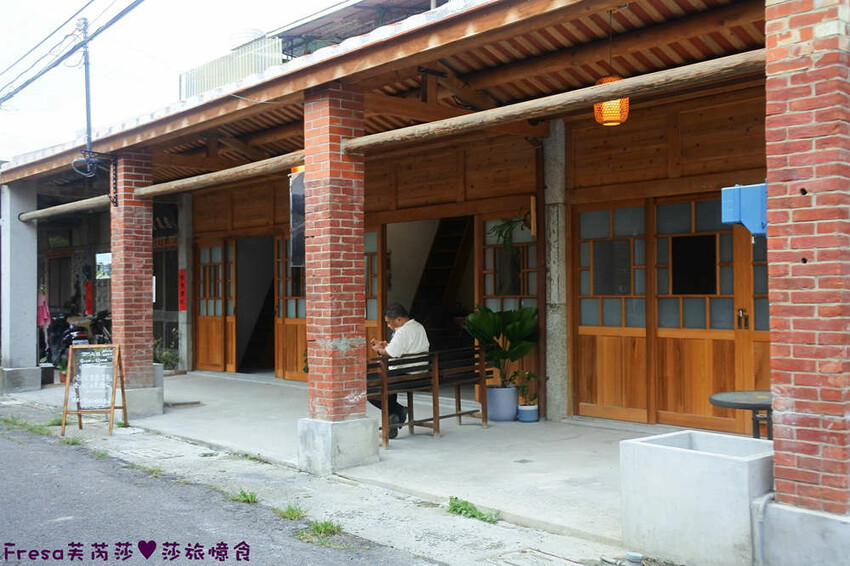 台南旅遊【山中的繽紛奇遇記│探索西拉雅文化】玉井芒果冰超沁涼＆左鎮老街DIY雪花糬喝咖啡│溫噹噹果園│熱情小子芒果冰│DIY絲絡刷刷棒│天埔社區風味餐│沐重光珈琲 - Fresa芙芮莎♥莎旅憶食