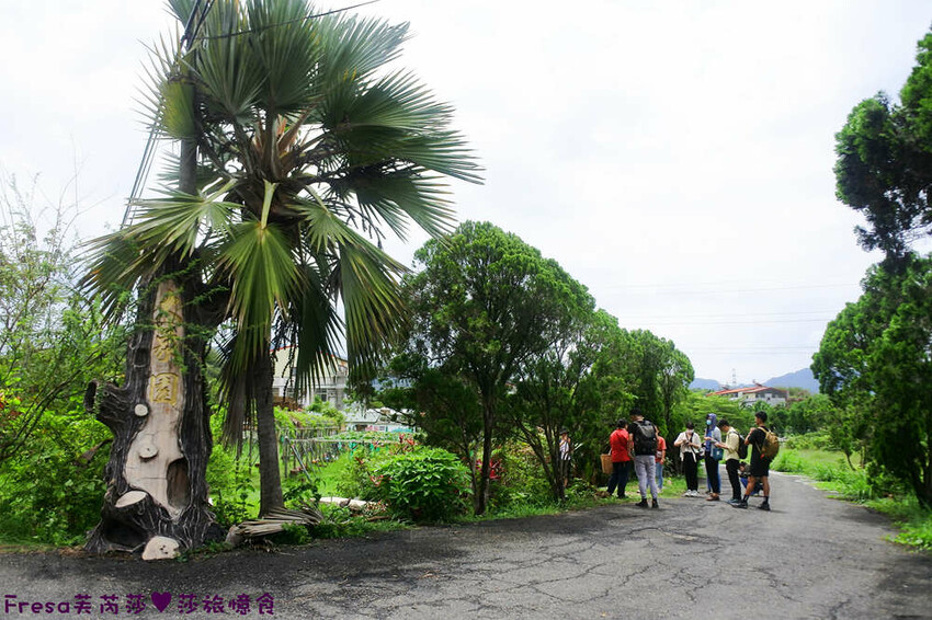 台南旅遊【山中的繽紛奇遇記│探索西拉雅文化】玉井芒果冰超沁涼＆左鎮老街DIY雪花糬喝咖啡│溫噹噹果園│熱情小子芒果冰│DIY絲絡刷刷棒│天埔社區風味餐│沐重光珈琲 - Fresa芙芮莎♥莎旅憶食