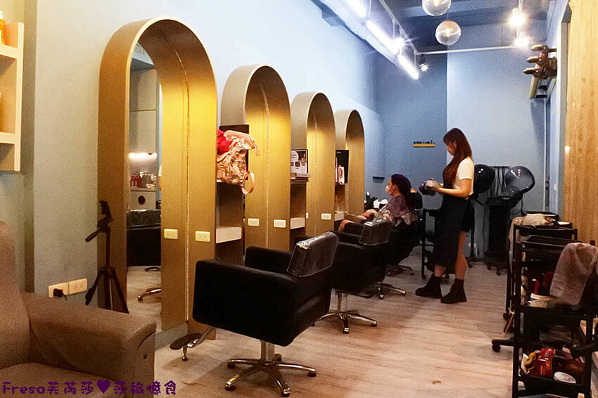 屏東染髮【UN hair salon】近觀光夜市商圈.霧棕色挑染橘紅系.打造女孩潮流品味│屏東燙髮│屏東火車站 - Fresa芙芮莎♥莎旅憶食