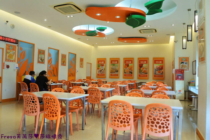 台南旅遊【山中的繽紛奇遇記│探索西拉雅文化】玉井芒果冰超沁涼＆左鎮老街DIY雪花糬喝咖啡│溫噹噹果園│熱情小子芒果冰│DIY絲絡刷刷棒│天埔社區風味餐│沐重光珈琲 - Fresa芙芮莎♥莎旅憶食