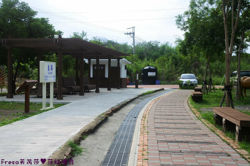 台南旅遊【山中的繽紛奇遇記│探索西拉雅文化】玉井芒果冰超沁涼＆左鎮老街DIY雪花糬喝咖啡│溫噹噹果園│熱情小子芒果冰│DIY絲絡刷刷棒│天埔社區風味餐│沐重光珈琲 - Fresa芙芮莎♥莎旅憶食