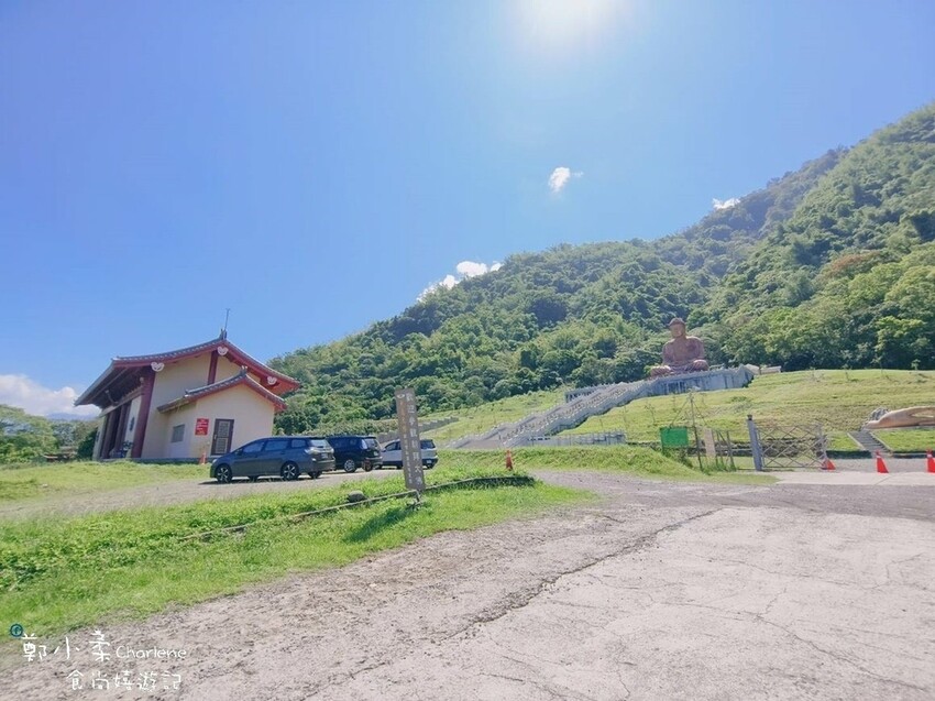 高雄六龜|彩虹山大佛-7層樓高巨大雄偉佛像.六龜必訪免費景點.不老溫泉附近