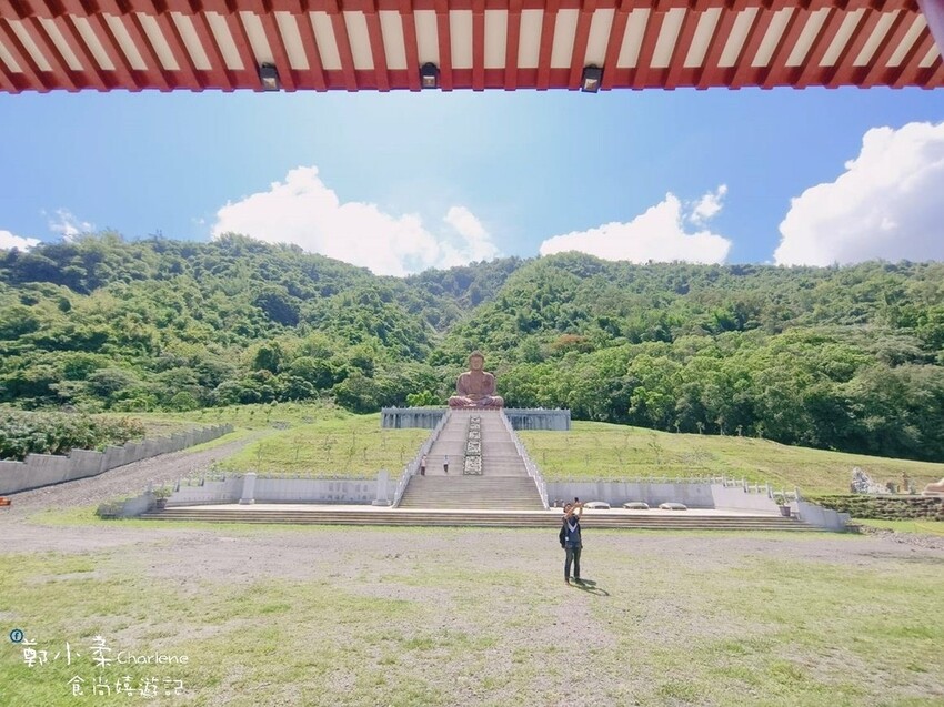 高雄六龜|彩虹山大佛-7層樓高巨大雄偉佛像.六龜必訪免費景點.不老溫泉附近