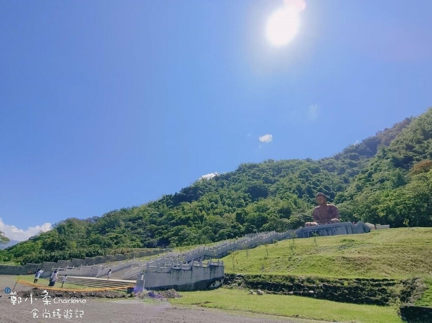 高雄六龜|彩虹山大佛-7層樓高巨大雄偉佛像.六龜必訪免費景點.不老溫泉附近
