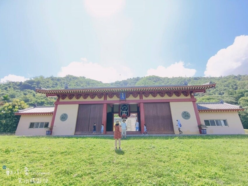 高雄六龜|彩虹山大佛-7層樓高巨大雄偉佛像.六龜必訪免費景點.不老溫泉附近