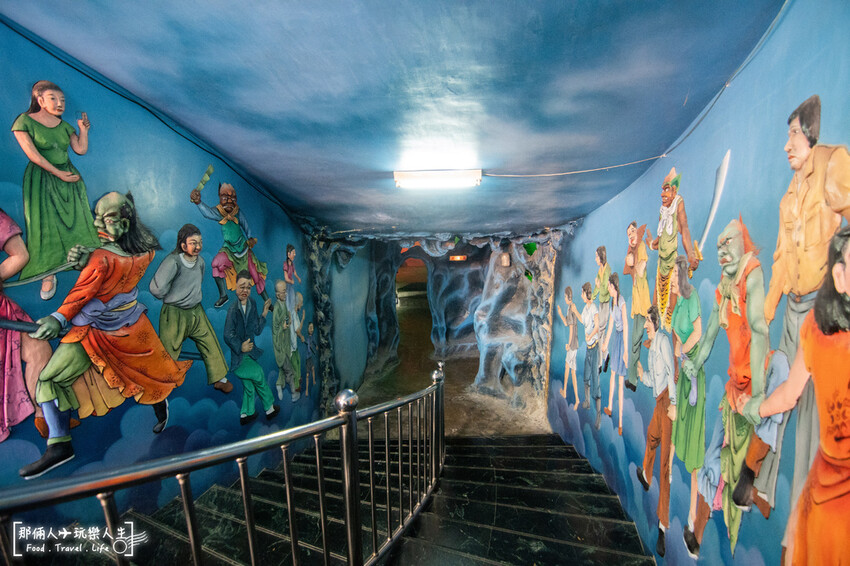 麻豆代天府｜ 一個可以上天堂下地獄的景點，超長的滾輪溜滑梯是小朋友的最愛～