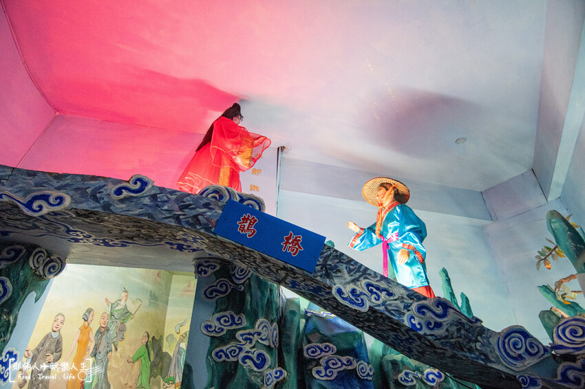 麻豆代天府｜ 一個可以上天堂下地獄的景點，超長的滾輪溜滑梯是小朋友的最愛～