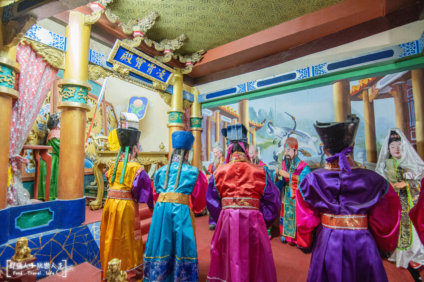 麻豆代天府｜ 一個可以上天堂下地獄的景點，超長的滾輪溜滑梯是小朋友的最愛～