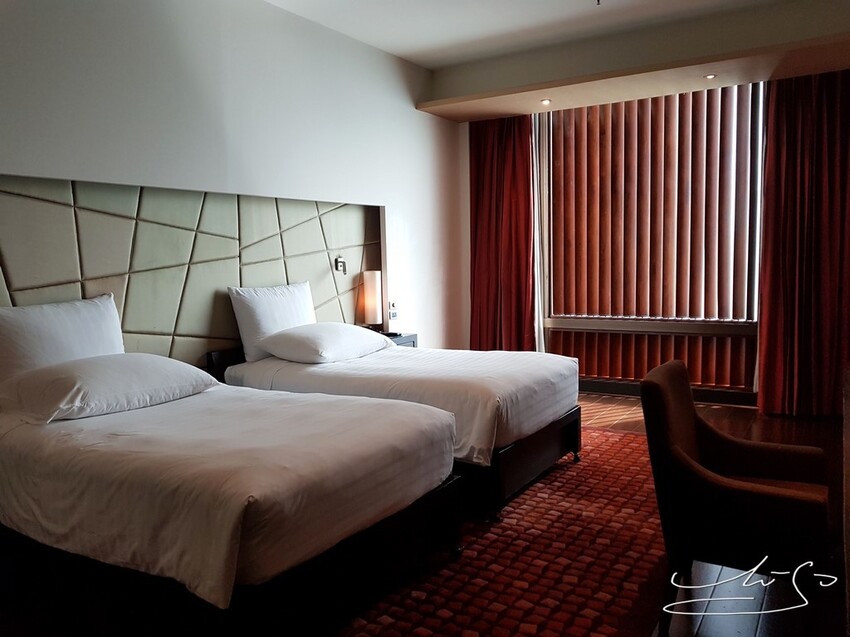 【曼谷飯店推薦】VIE Hotel Bangkok 曼谷VIE美憬閣酒店 ➤ 五星無邊際泳池，近地鐵，水門市場，Big C，四面