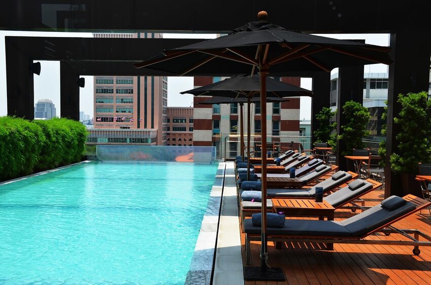 【曼谷飯店推薦】VIE Hotel Bangkok 曼谷VIE美憬閣酒店 ➤ 五星無邊際泳池，近地鐵，水門市場，Big C，四面