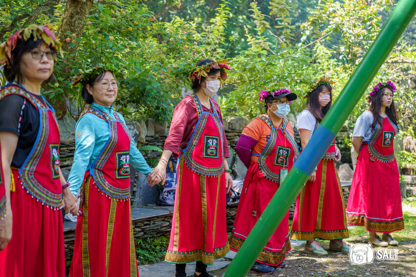 屏東霧台神山部落一日遊｜體驗魯凱族傳統手工藝，廚藝學校，部落巡禮